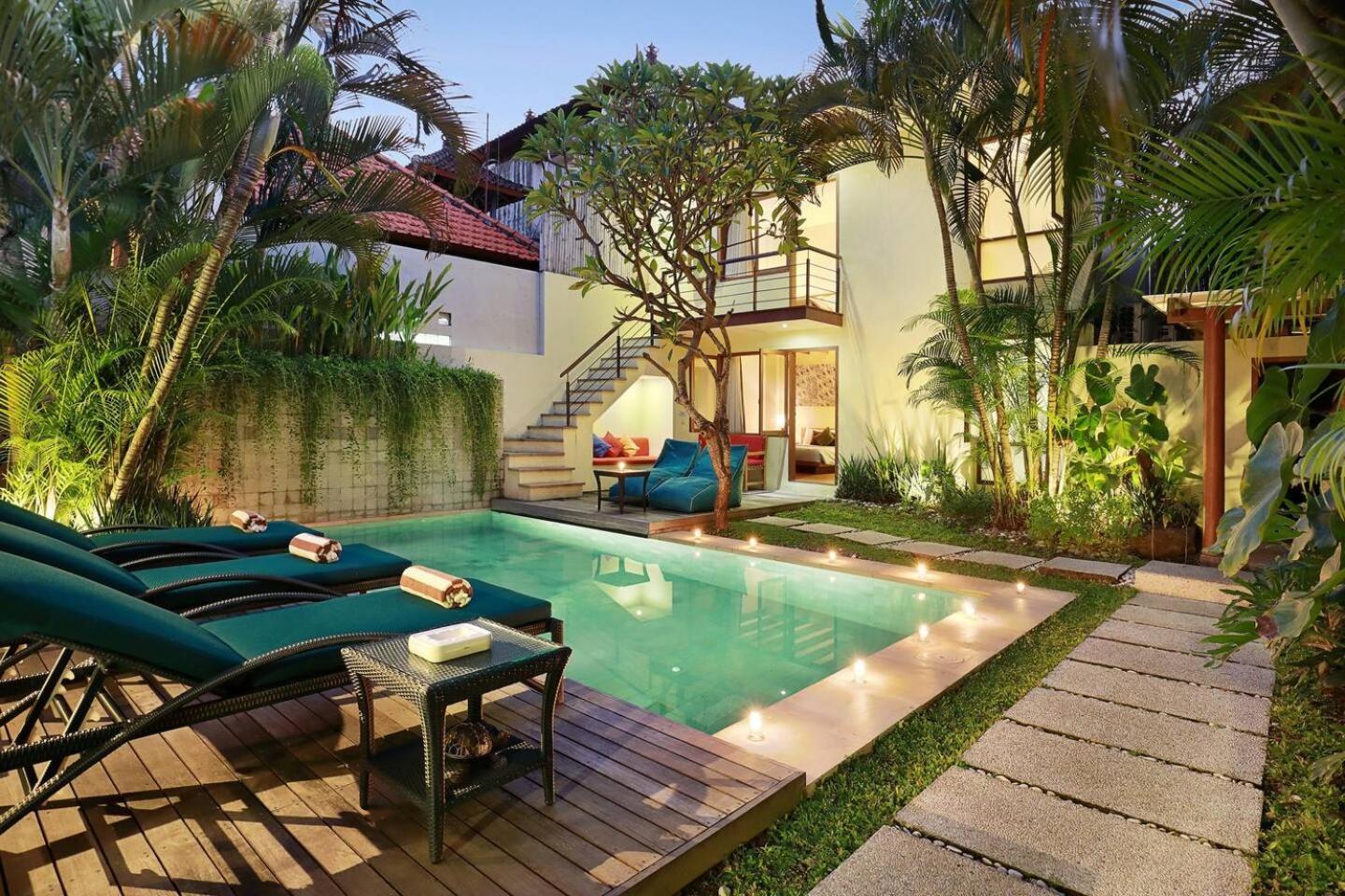 Super Value 4 Bedroom, Walk To Bintang Supermarket Seminyak  Exterior photo